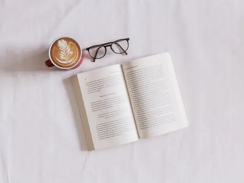 Minimalist Designer Hardcover Notebook & Pen Set — view 1